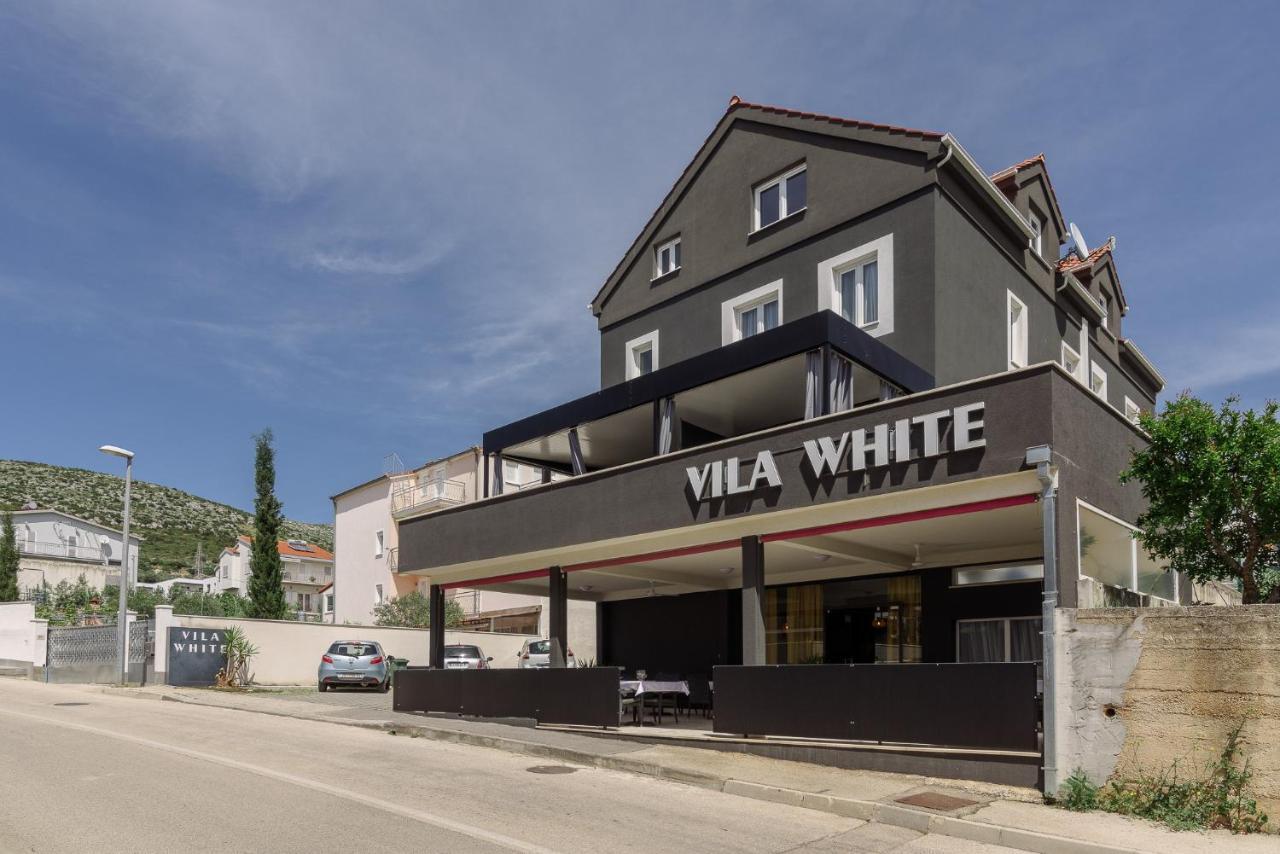 Hotel Vila White Trogir Exterior photo